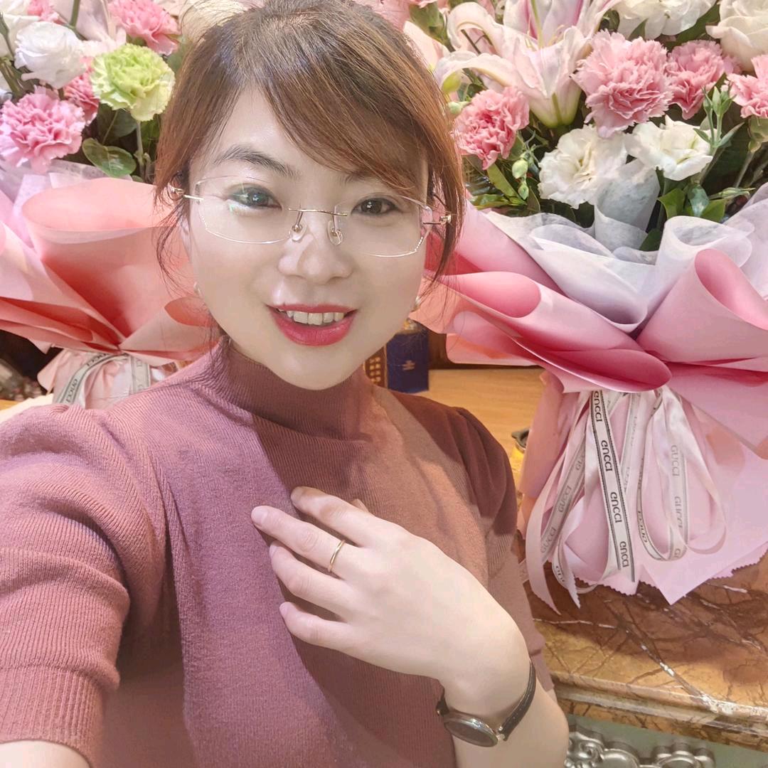 伟伟姐