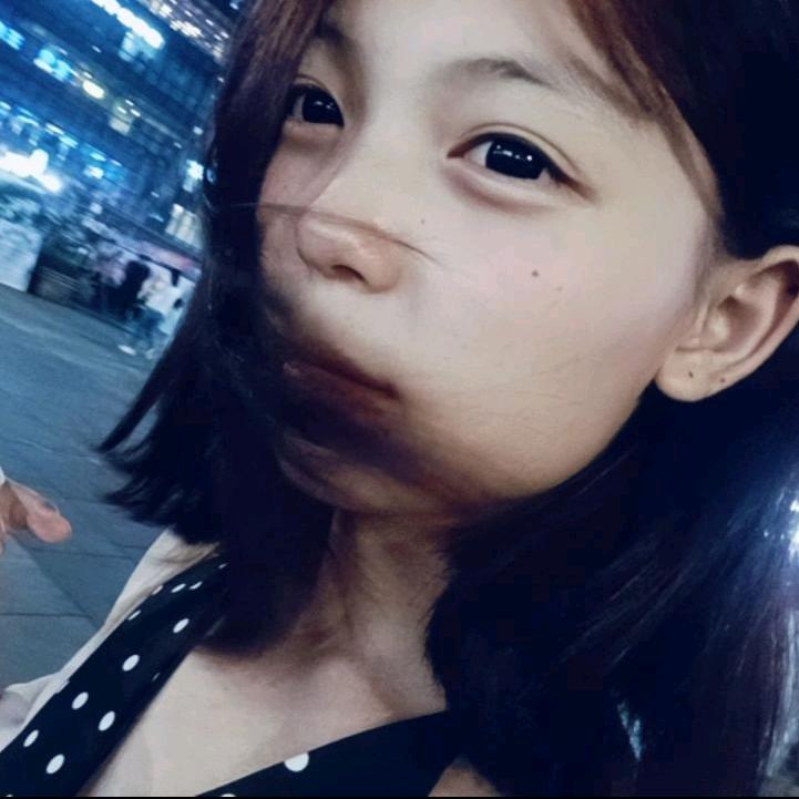 小雨(៸៸᳐⦁⩊⦁៸៸᳐ )੭