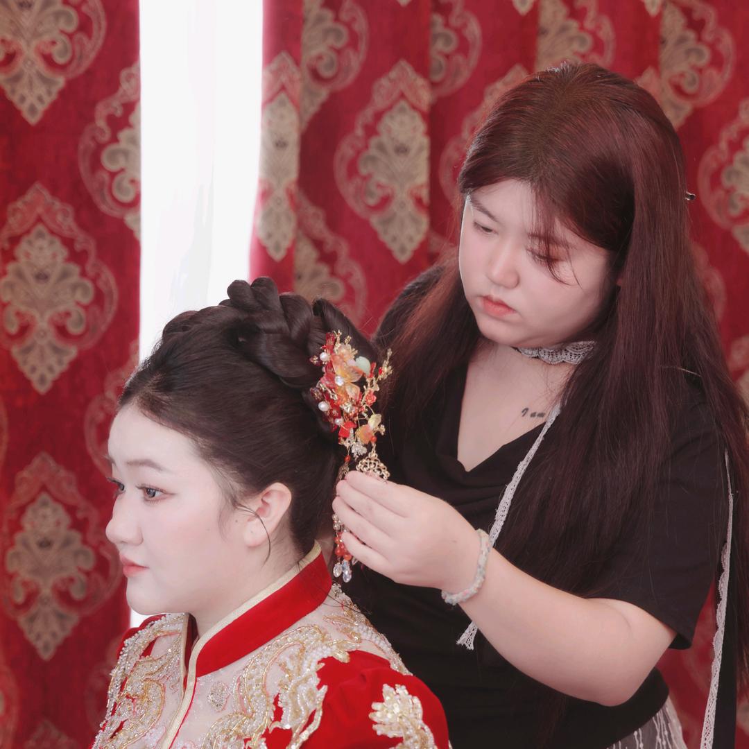 化妆师 小冉