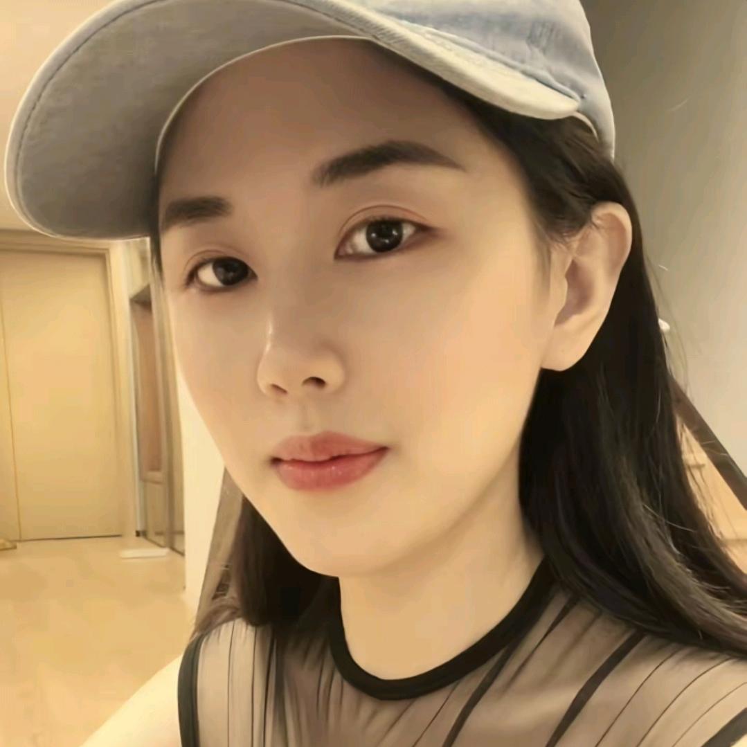 张娜    ╲