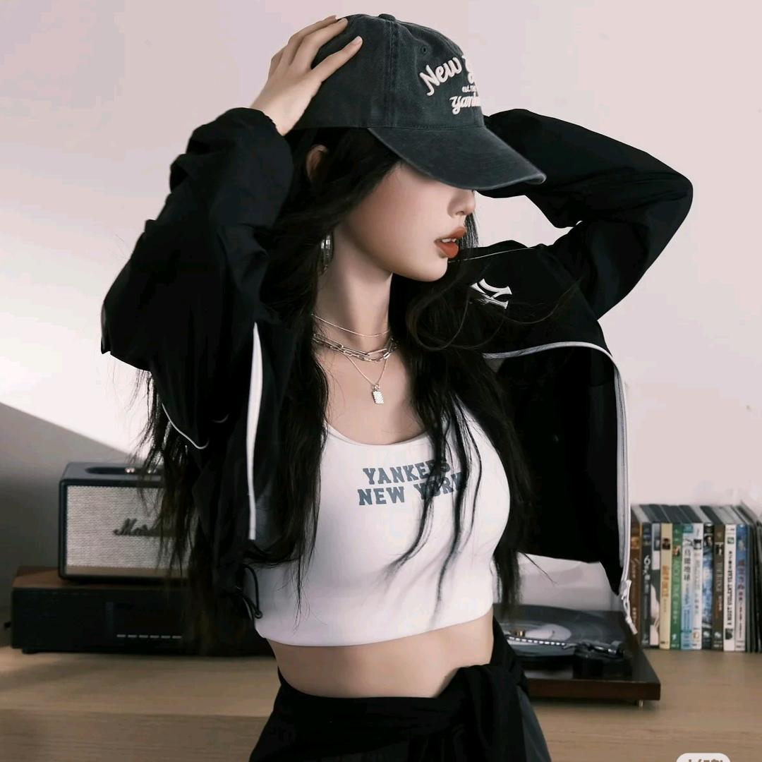 思琪琪🤐快递小妹