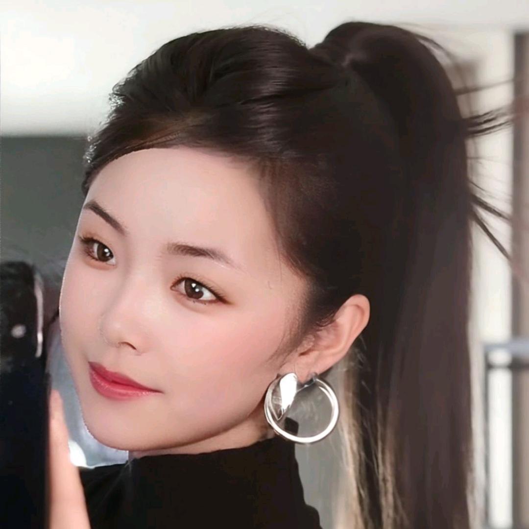 ٩(♡㉨♡ )۶ 许许如生