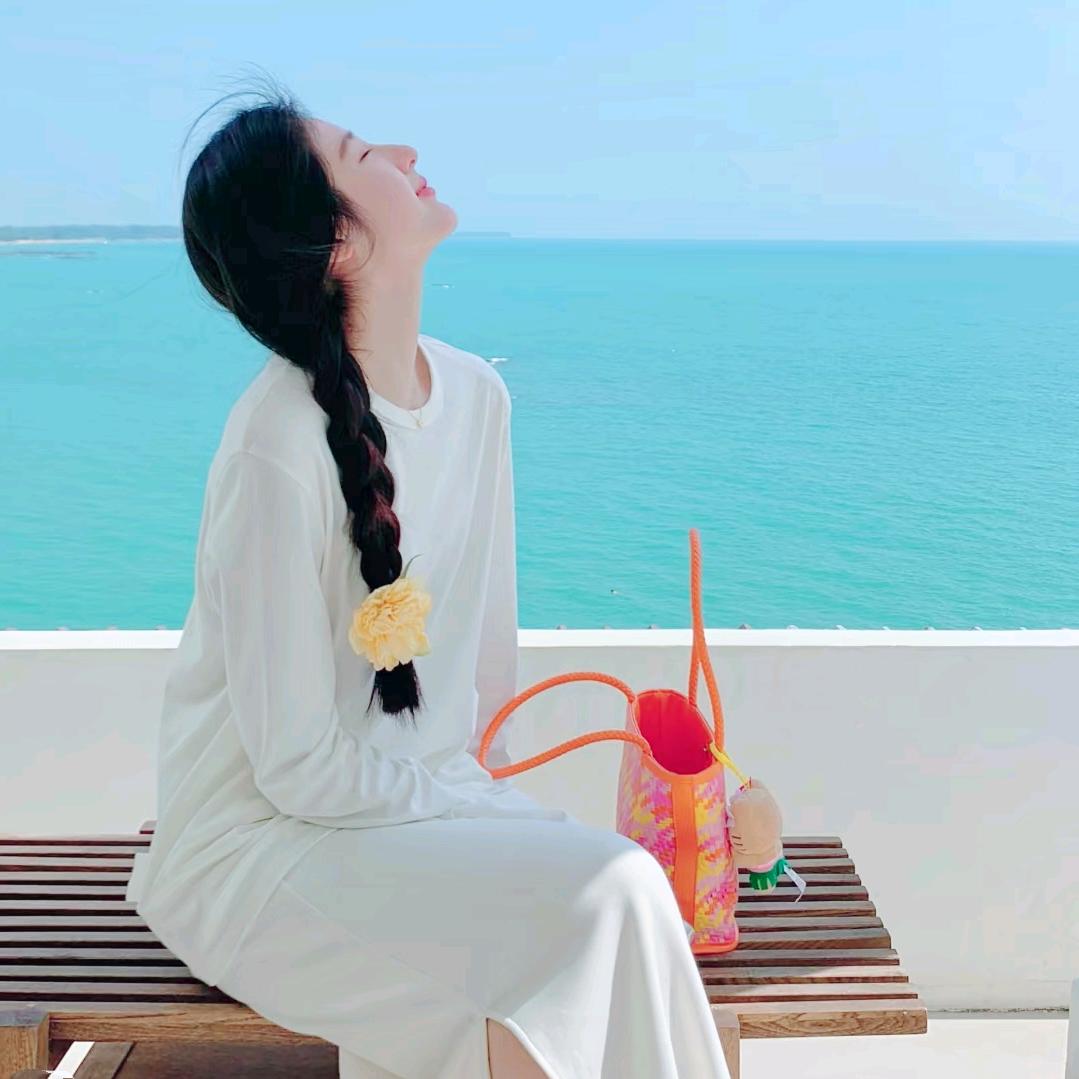 白又圆