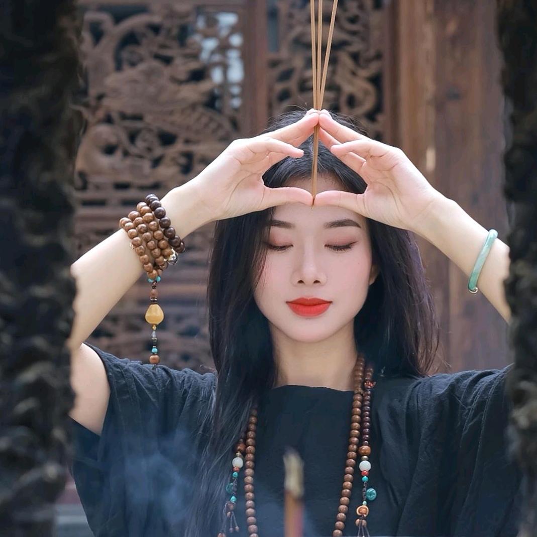 黄小姐的美丽鸿图