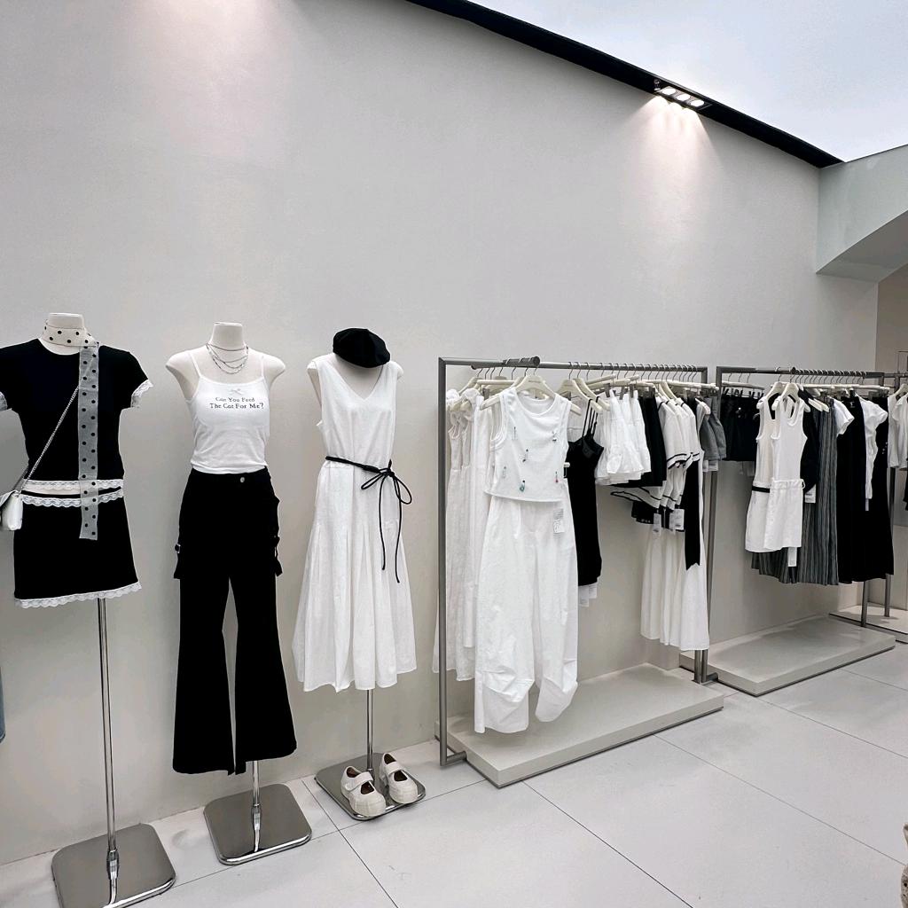 来客可卿服饰、