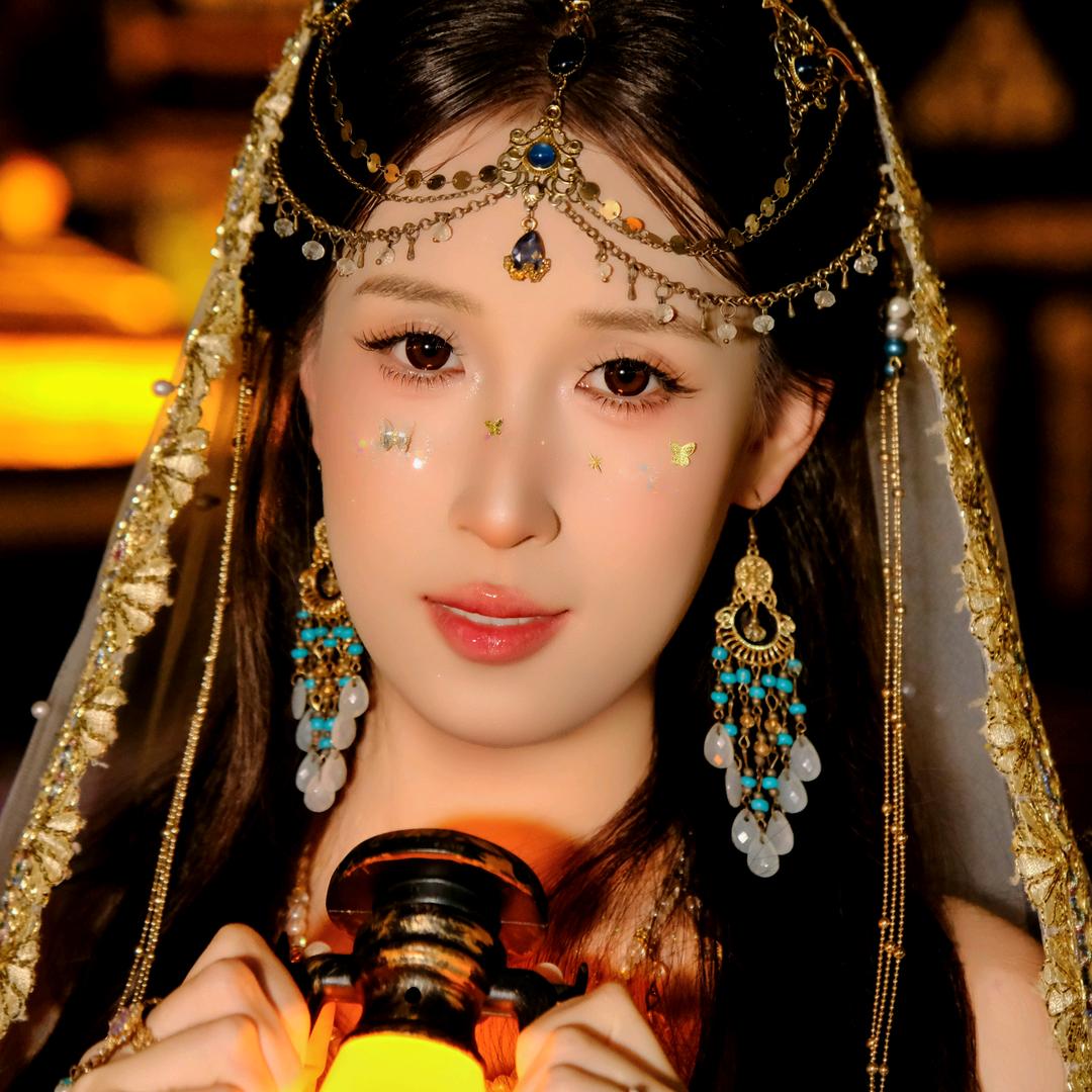 A爱笑的的女孩
