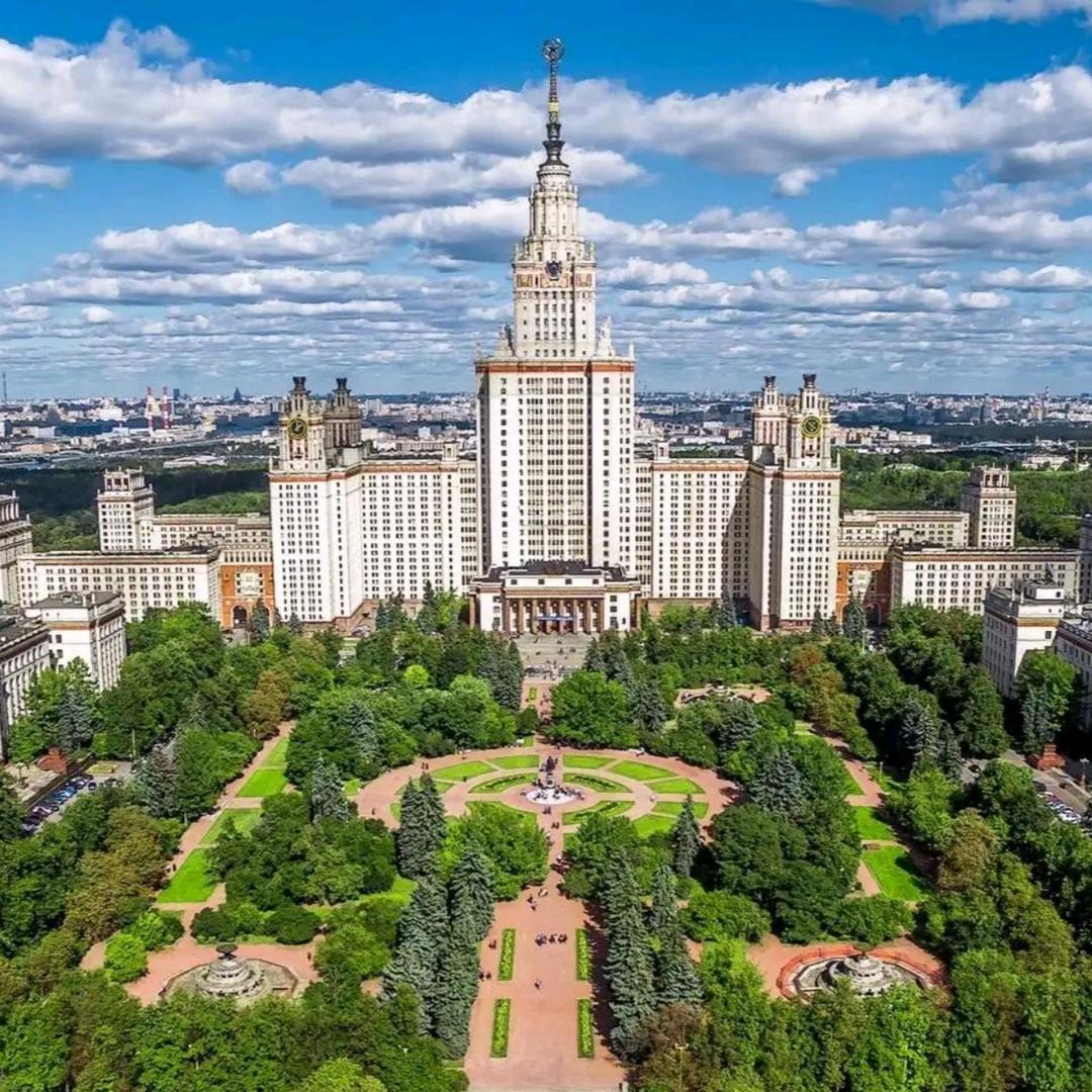 高考俄语老师伊琳娜（Ирина）