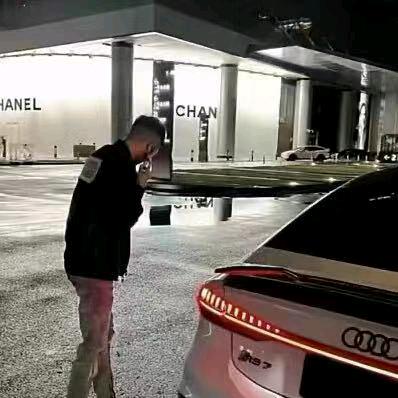 辉少.