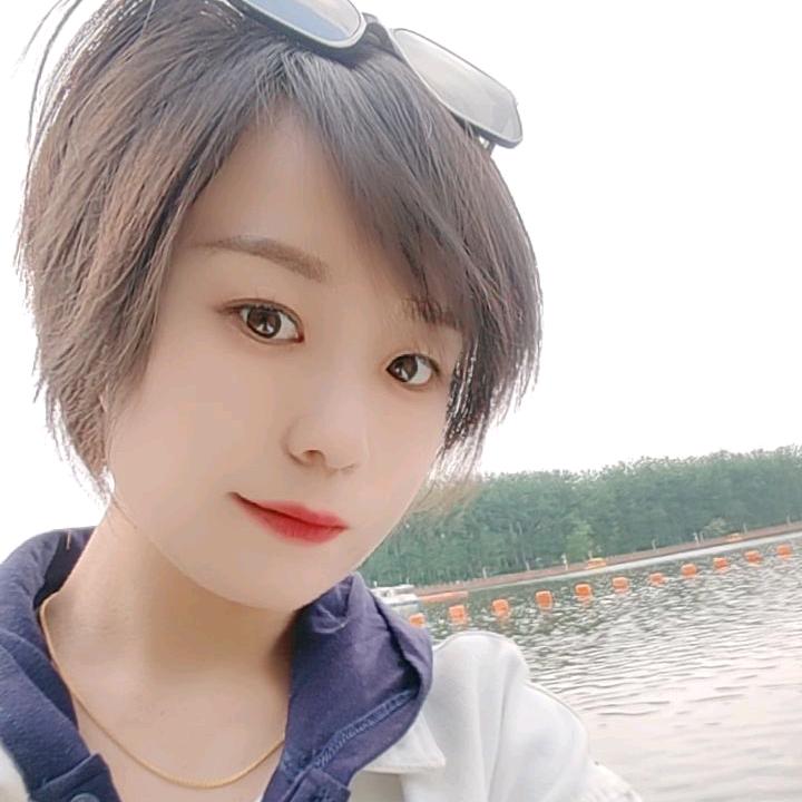 明明末路丶一枝花