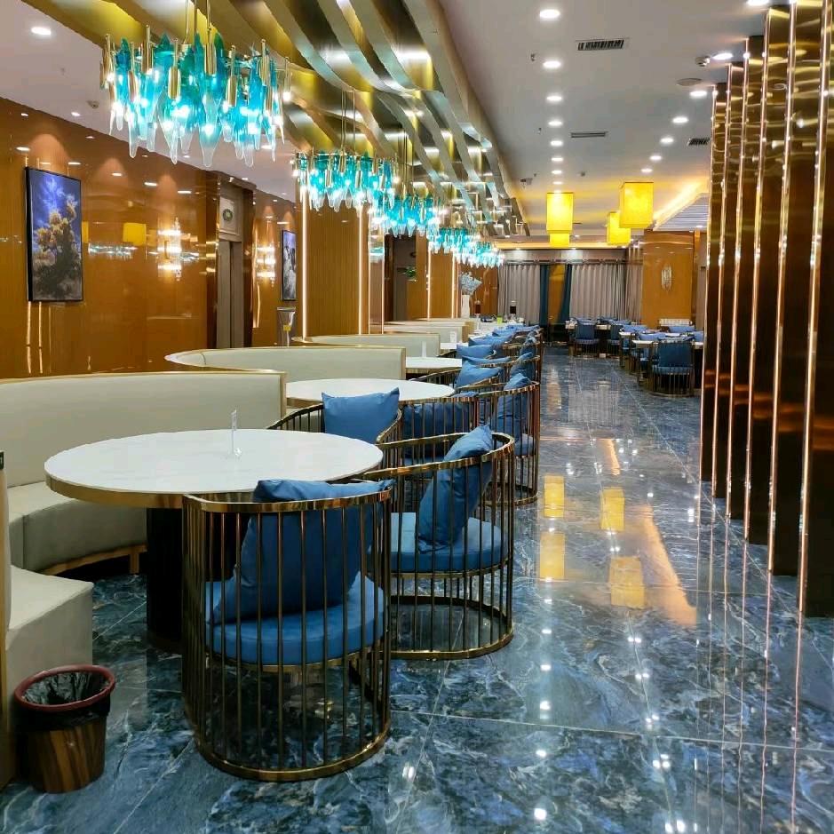 新源县一月亲老火锅城  工行二楼