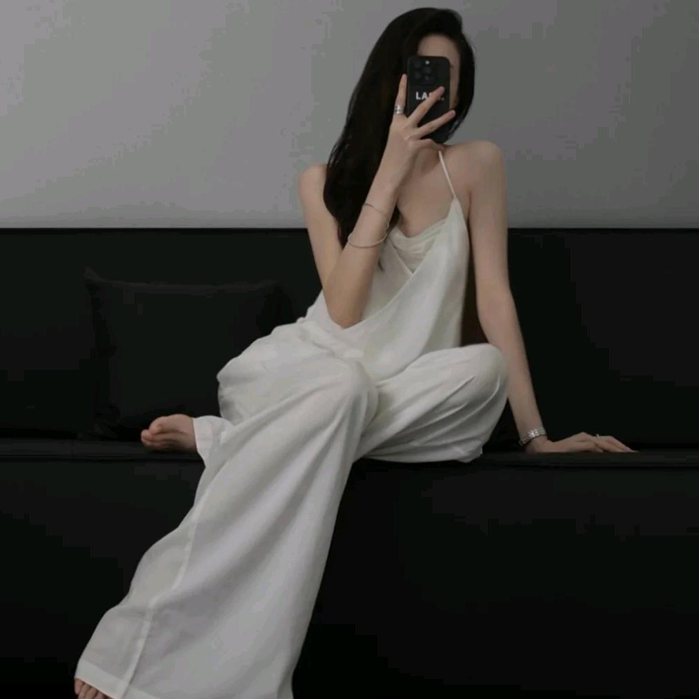 千岁 . 女王 👑