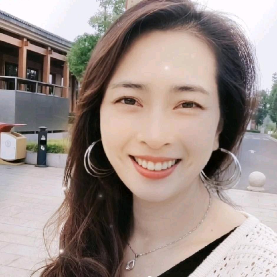 @张家二小姐（森霖会计张晓菲）