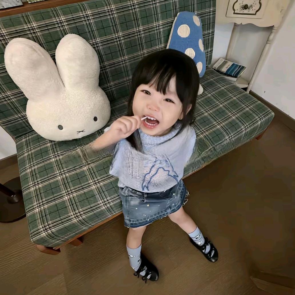 ꒦ິ^꒦ິ