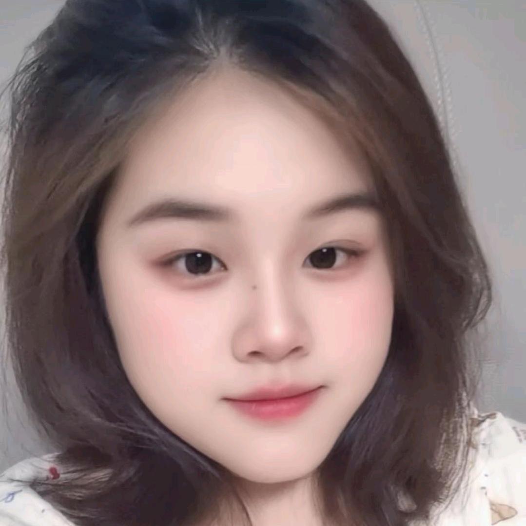 圆脸的芊芊