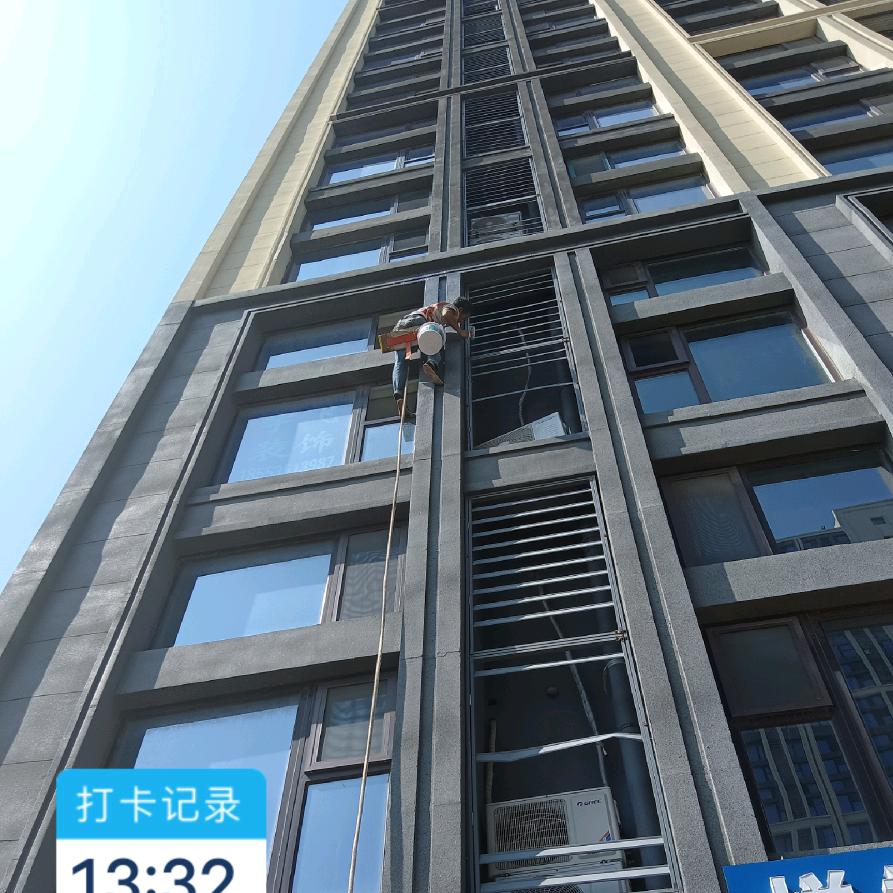 蜘蛛侠专修外墙各种漏水窗口平台漏水