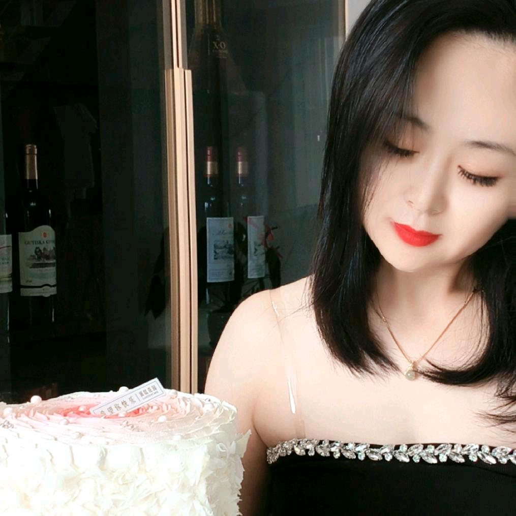 可乐小富婆