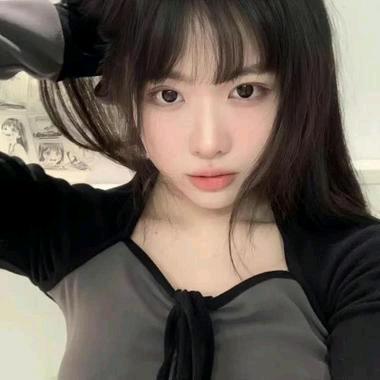闭眼入穿搭社