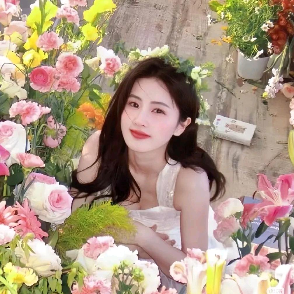 ^蜜桃丸子^头像