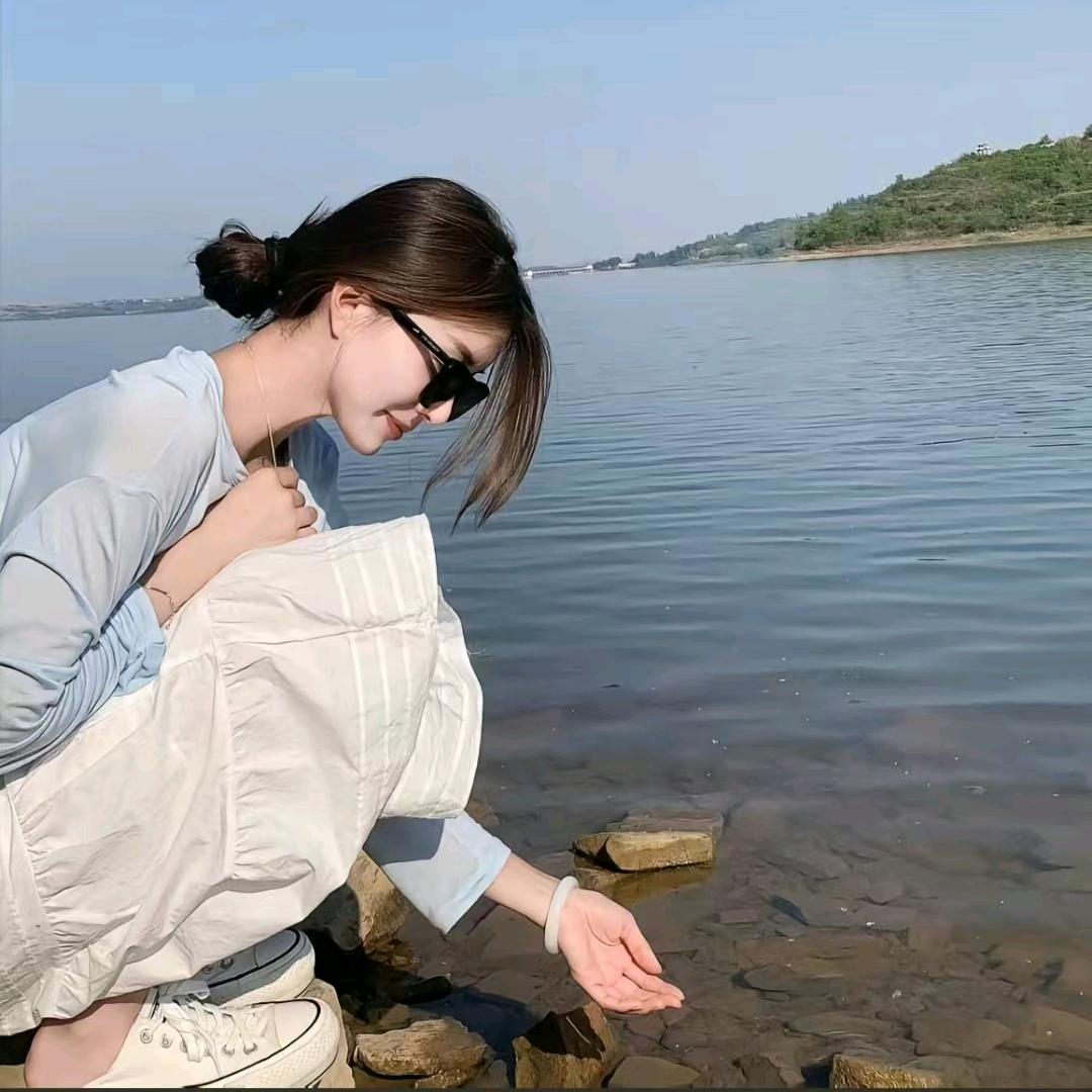 小彤彤吖