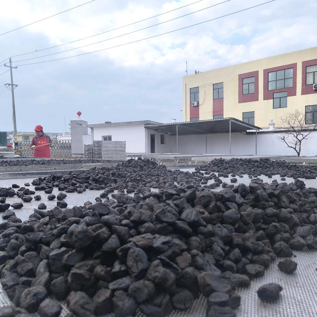 黄精基地搬砖妹（专做九蒸九晒黄精）