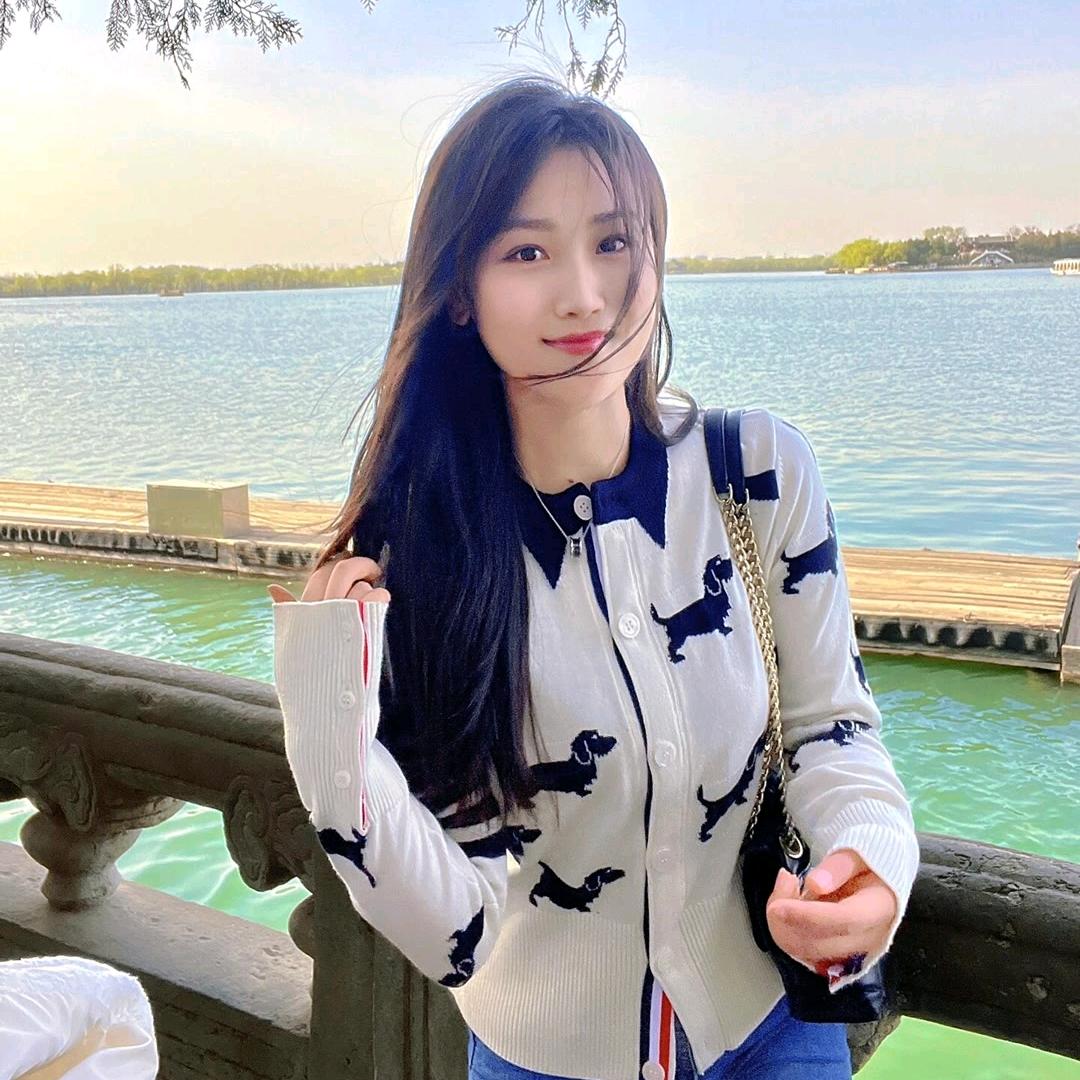 凤城镇苏苏服装日用品商行