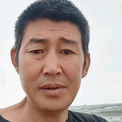 闫学林