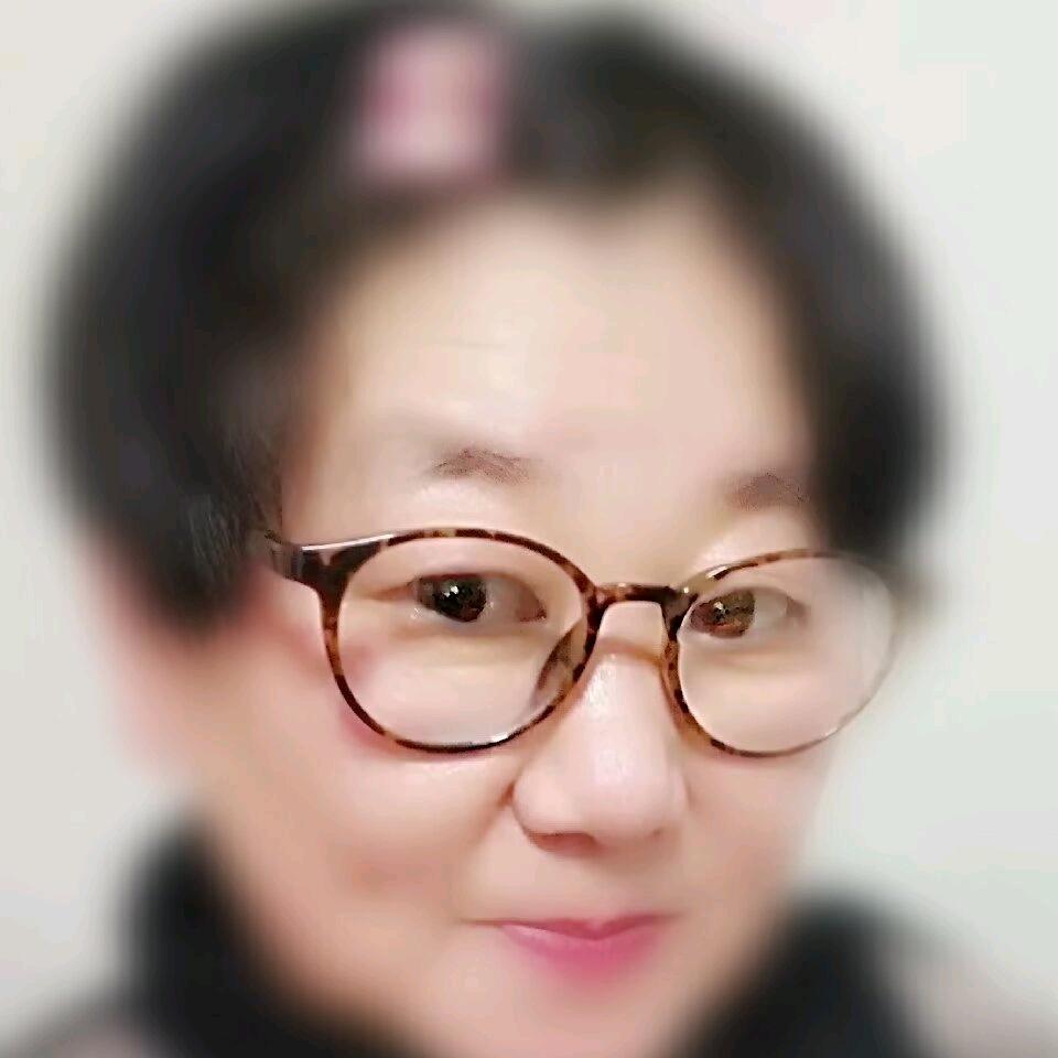 玖鬏头像