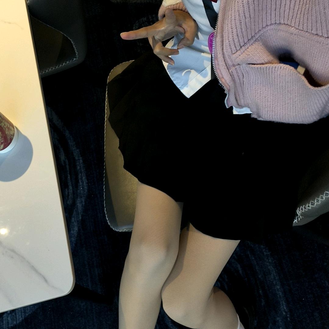 萝萝x