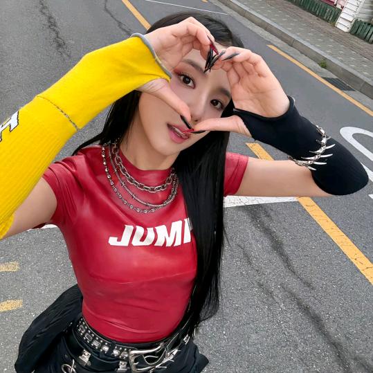 啵爱吃草莓🍒