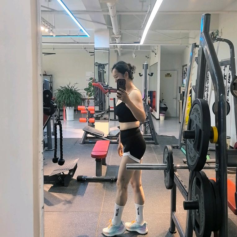 @丽儿