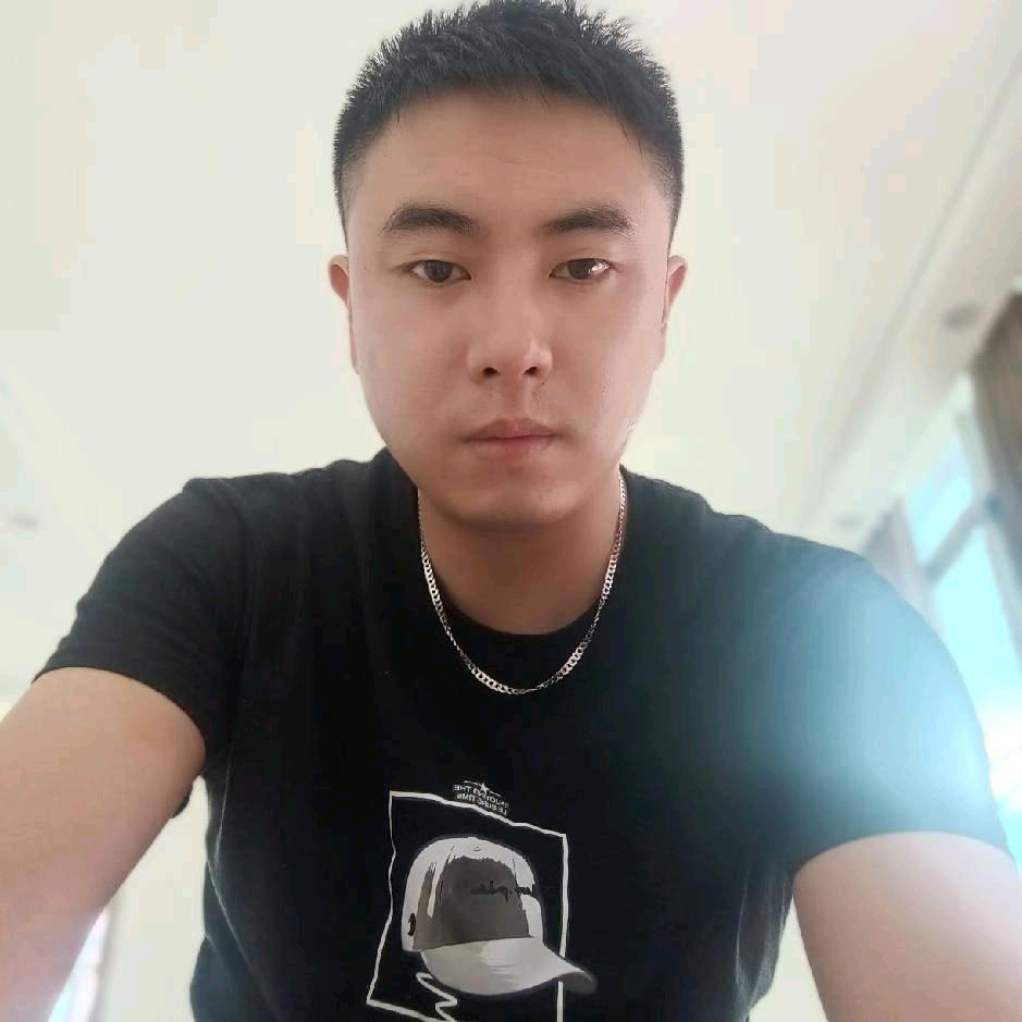 史飞鸟（侨凌雅辉体育用品）