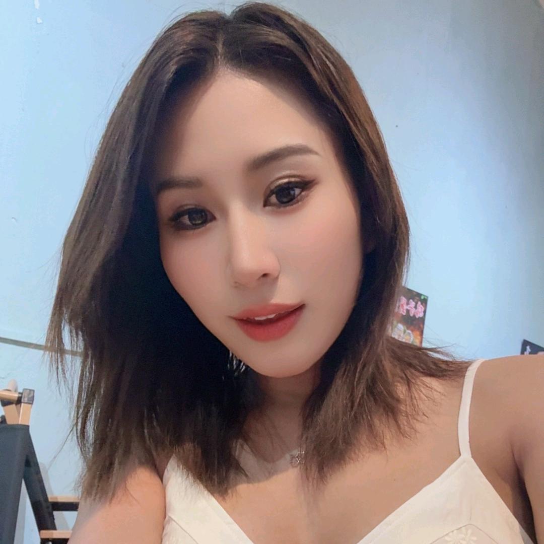 梁大小姐姐