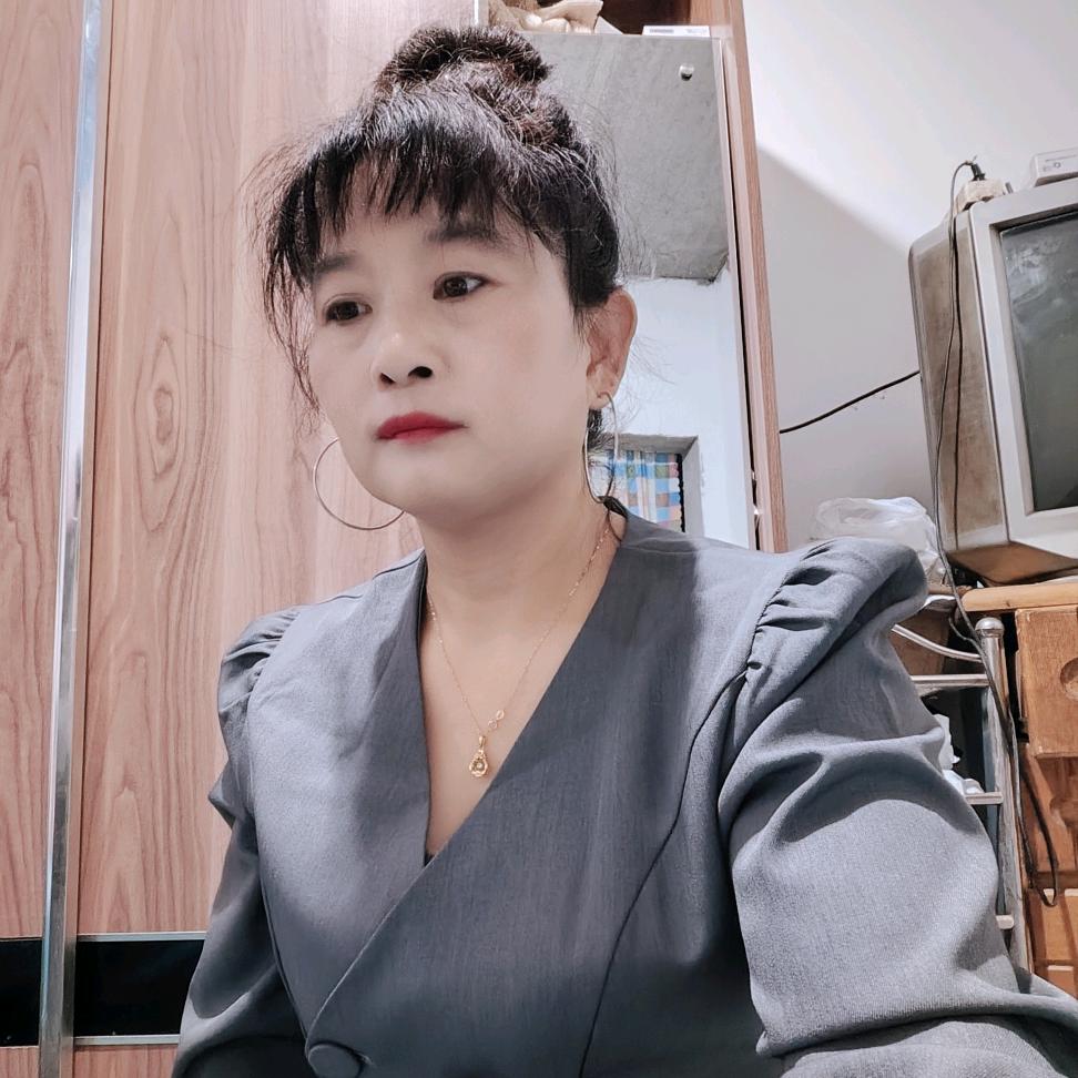 温士美调肤♥小孟