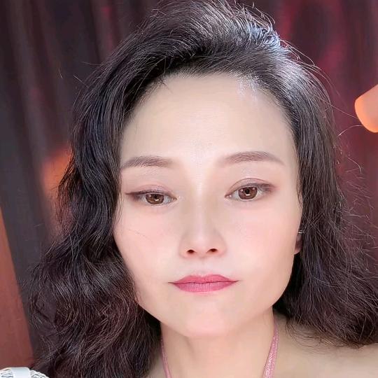 90后小男孩