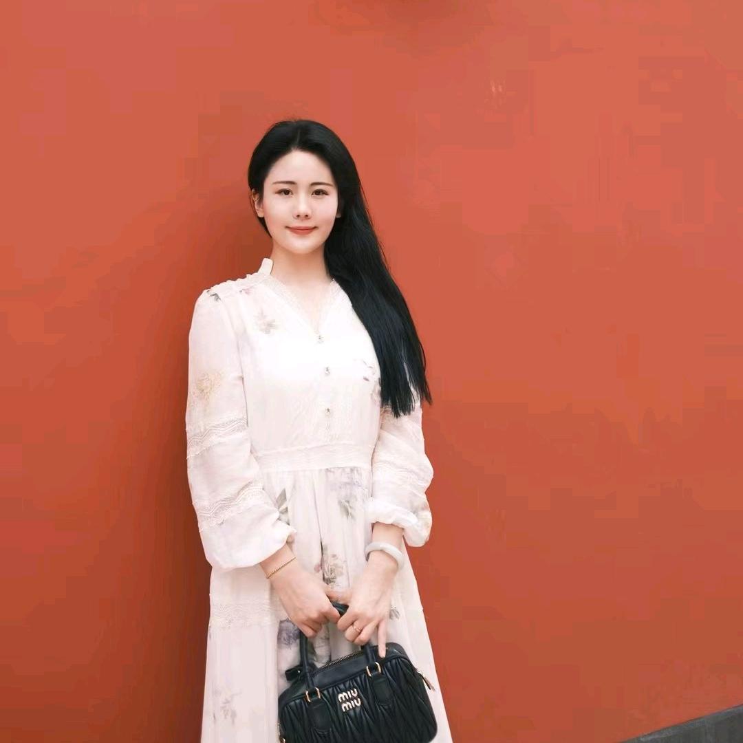 青山见我应如尹🎋