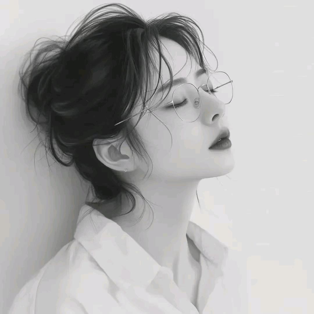 静静子