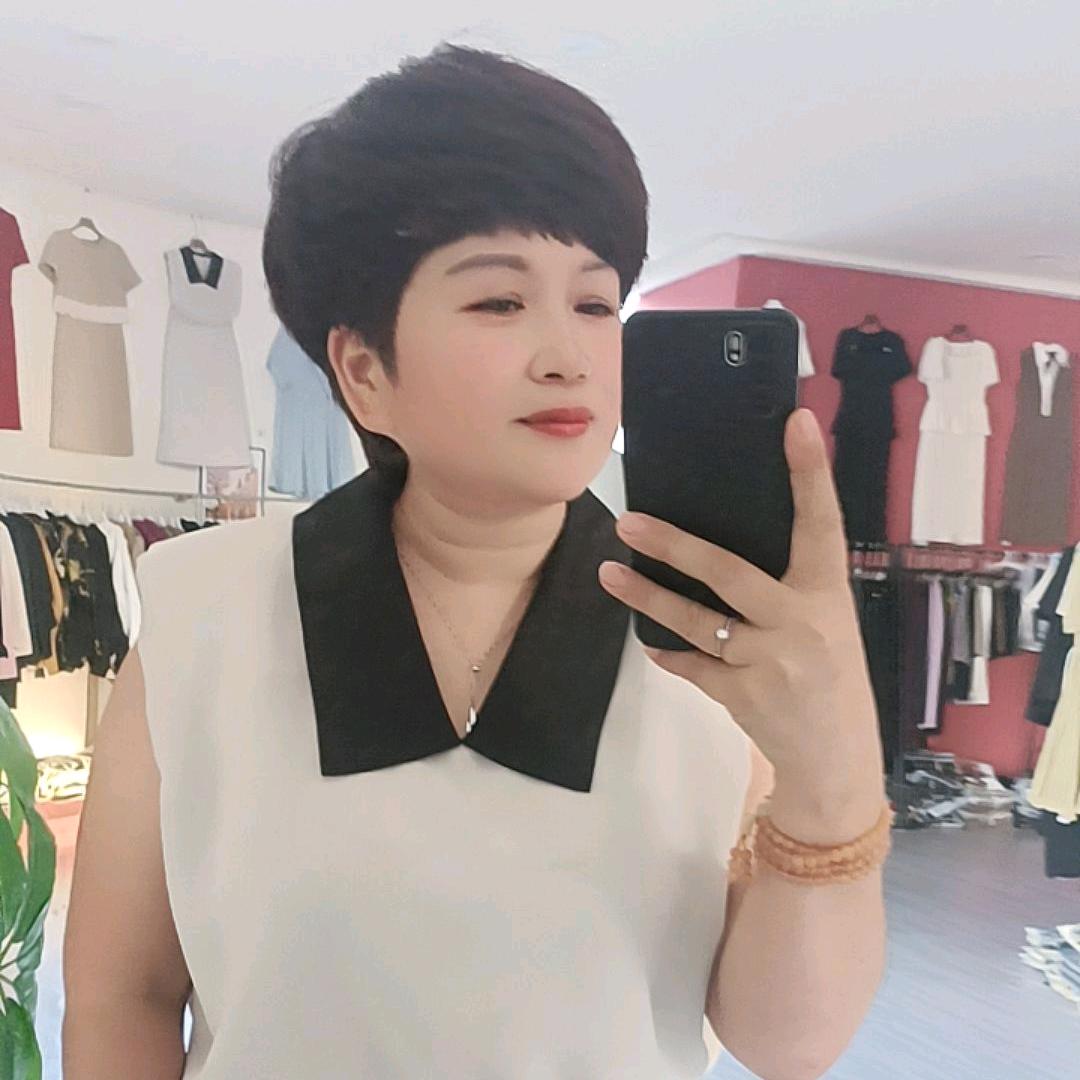 佛山米兰国际女装韩姐