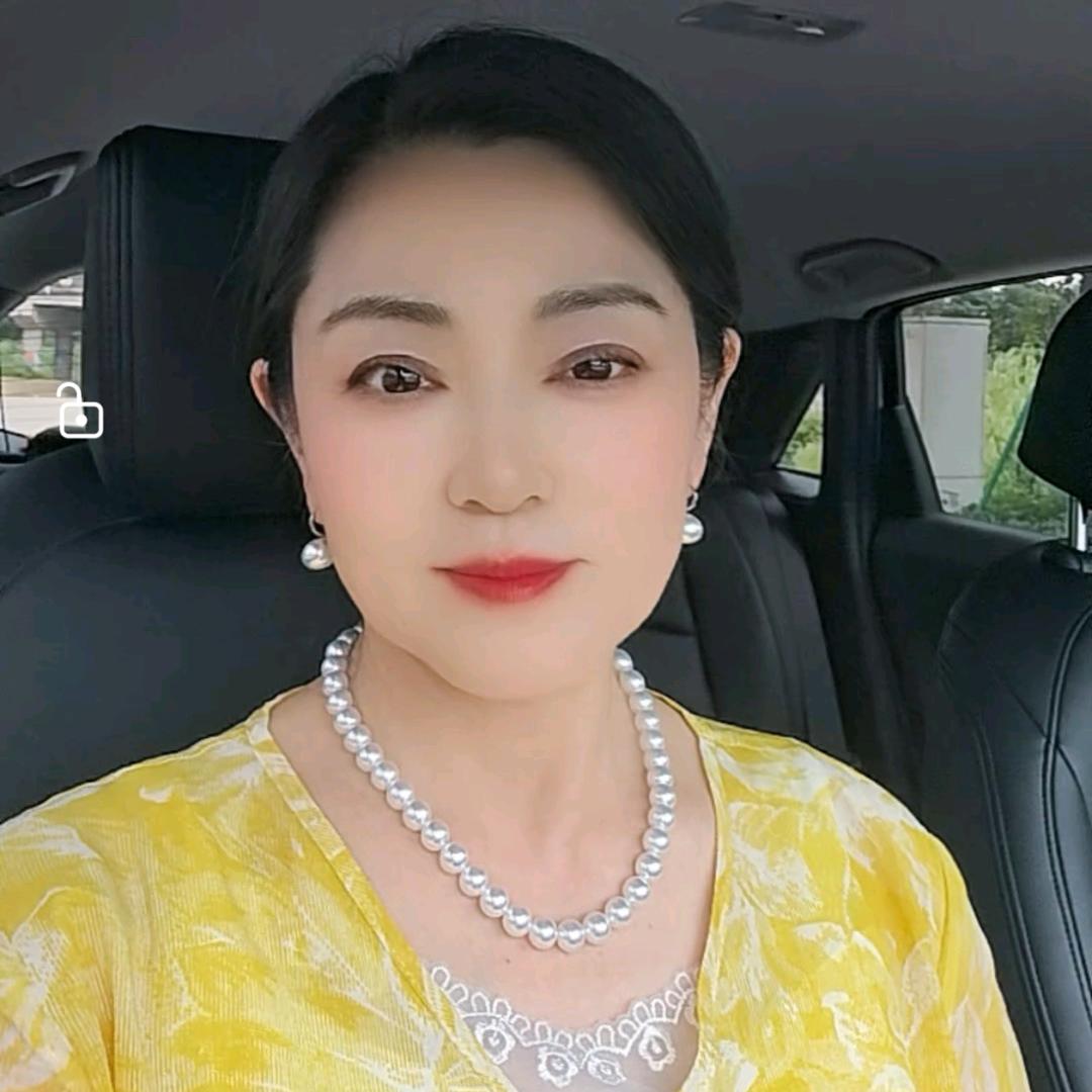 娜娜