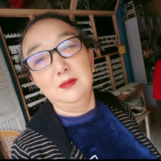 如意爱穿搭