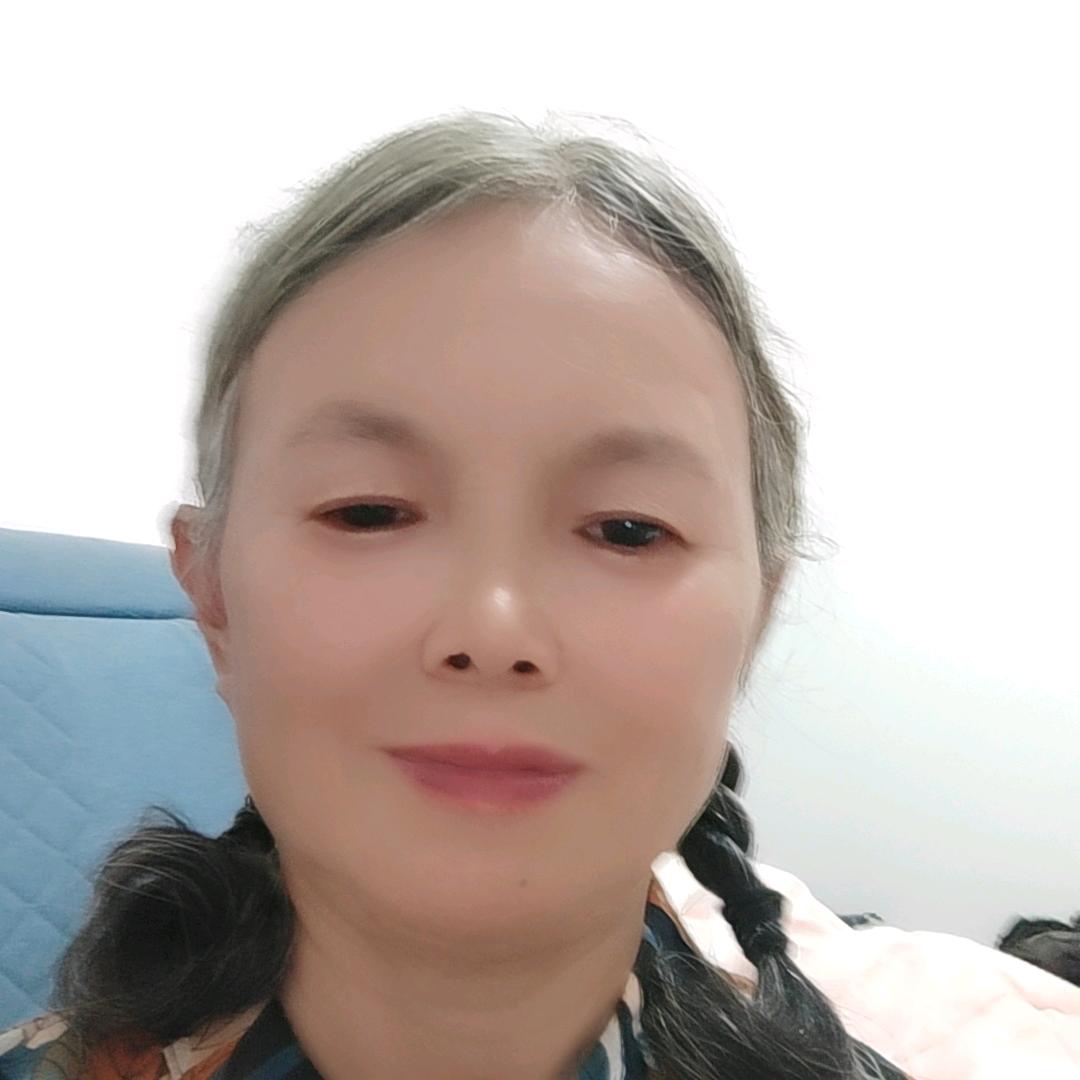 珍珍每上午九点半在直播