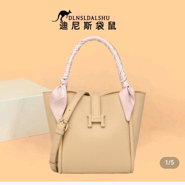 迪尼斯袋鼠女包