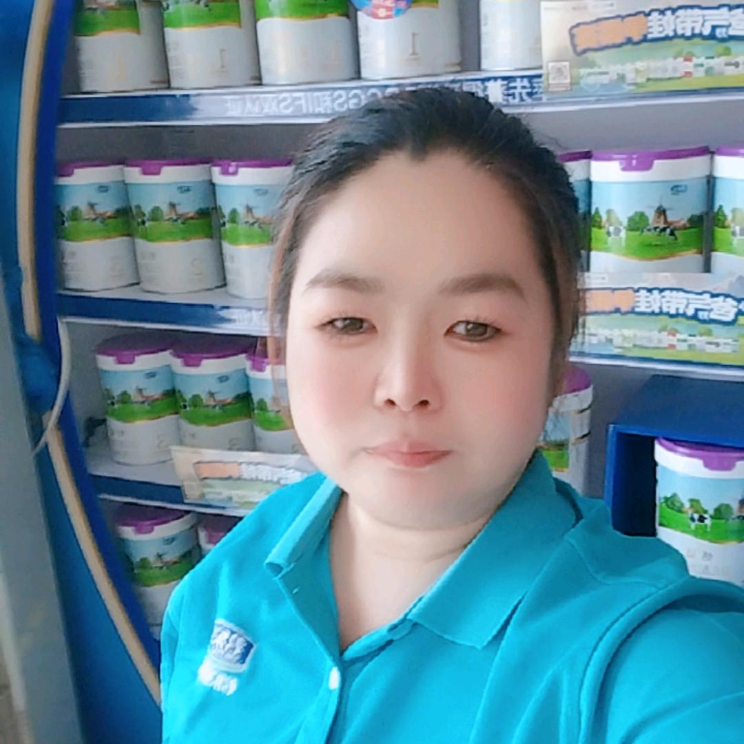 宁秋莉     君乐宝品牌推荐管