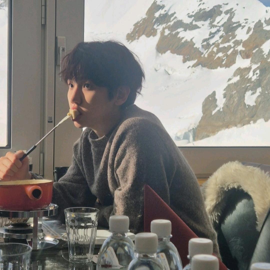 吴哈哈（见过伯贤版）