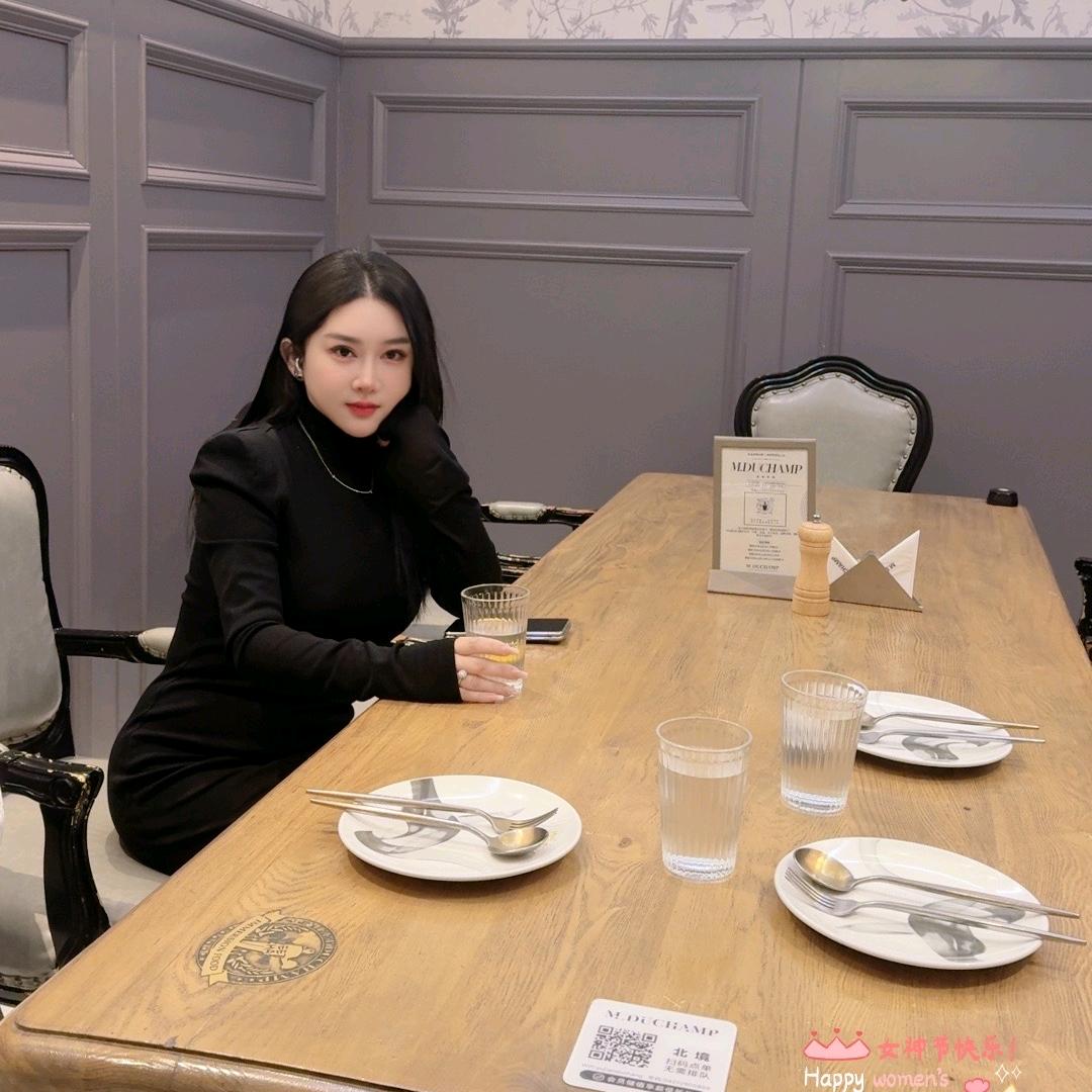 歌手香香🎤2点见