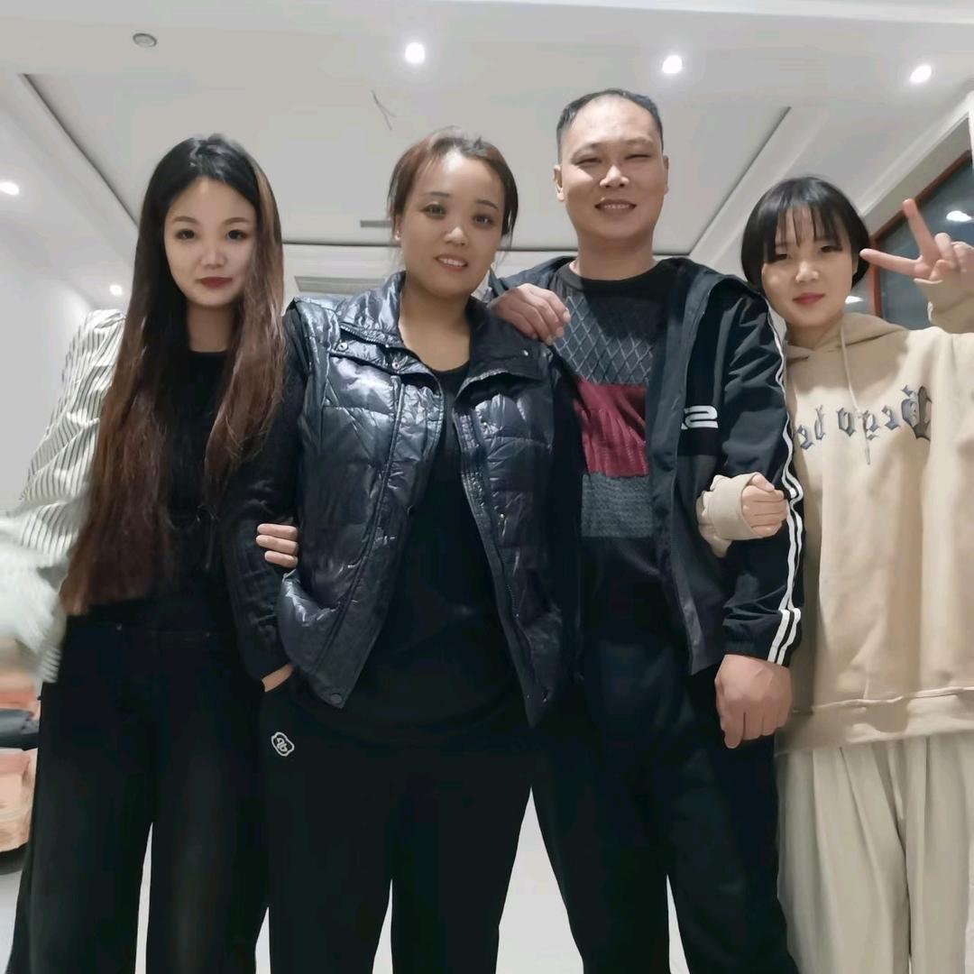 闫老大👸