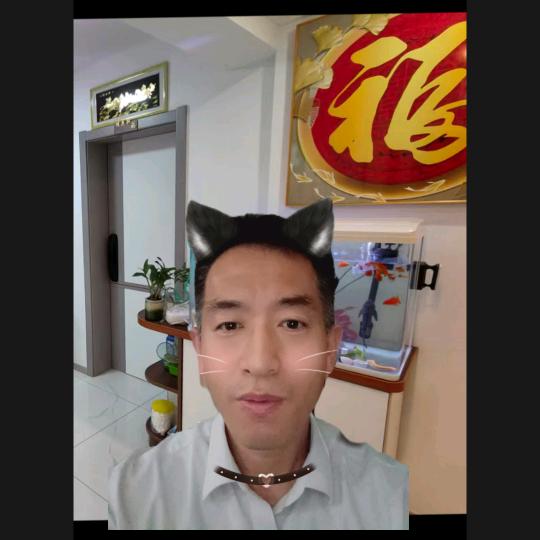 威海做民宿的黑猫哥