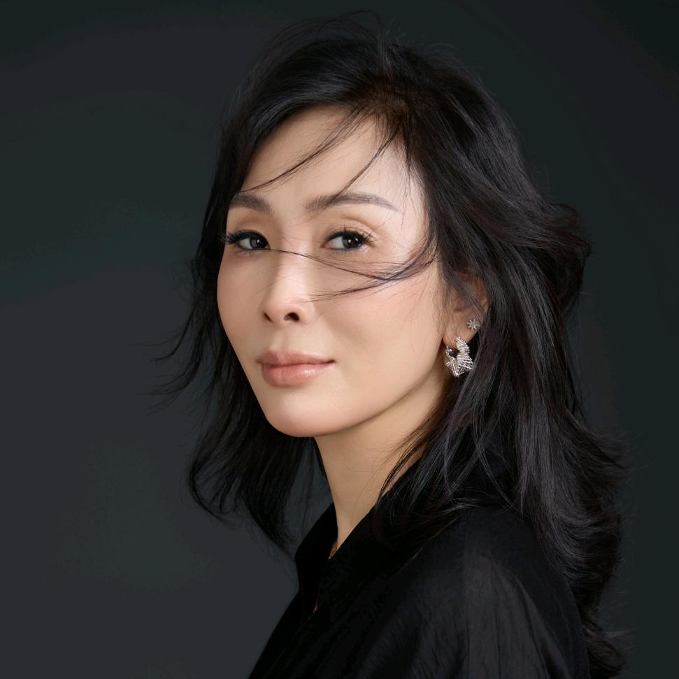 爱壹时尚战略合作女装品牌梁青