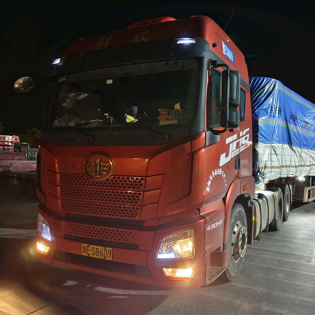 🚚卡车人  路漫长🚚
