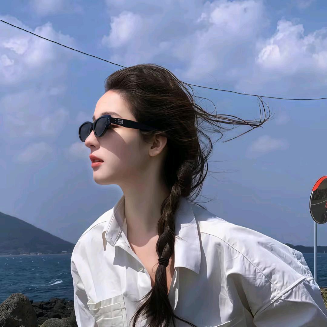 宁宁✨【进裙看主页】