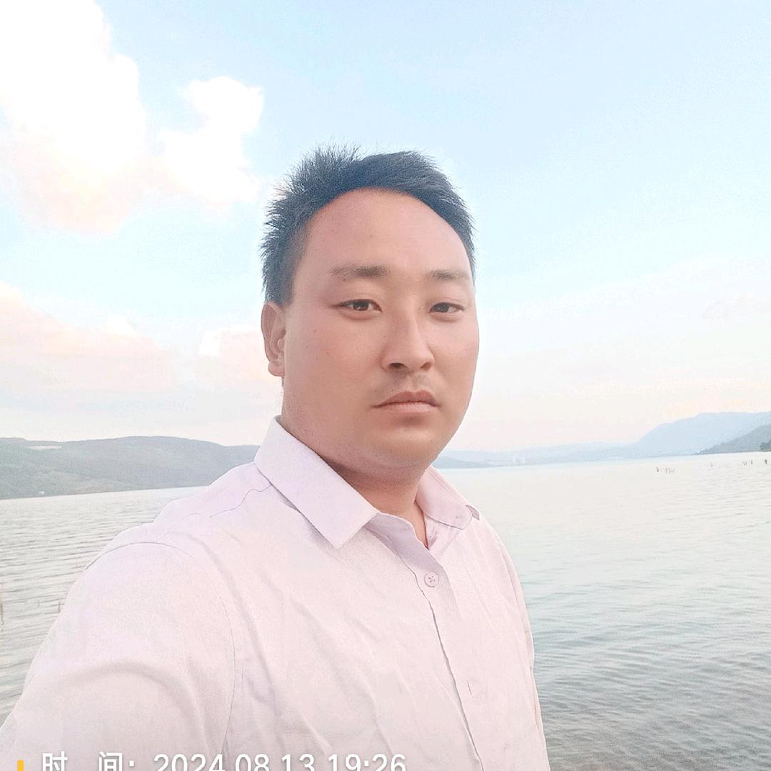 饮尽杯中，无情酒